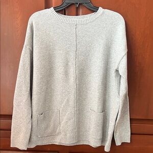 J. Jill Light Gray Crew Neck Sweater